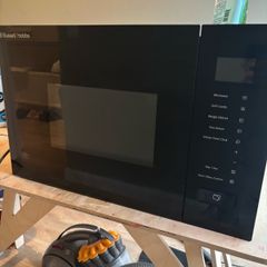 Russell Hobbs integrated Microwave Oven