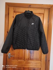 Nike mid weight puffer jacket