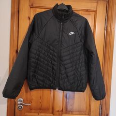 Nike mid weight puffer jacket