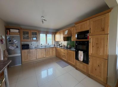 Solid Oak Kitchen. Units And Microwave Sold, All Other Electrical Appliances Still Available