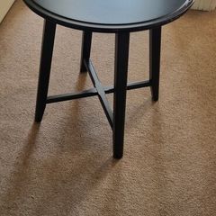 Black side table