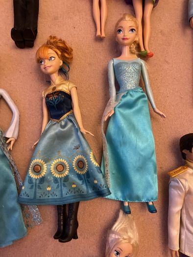 Dolls , Barbie , Frozen