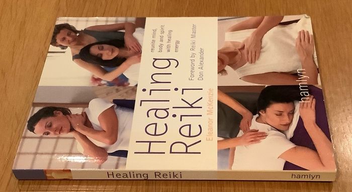 Healing Reiki by Eleanor McKenzie