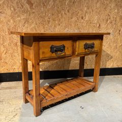 Heritage pine console table