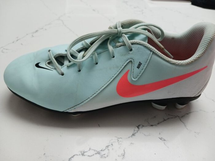 Nike Phanthom football boots