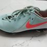 Nike Phanthom football boots Image 4