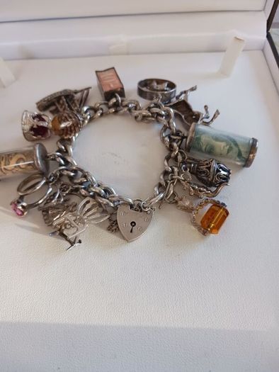 charm bracelet vintage