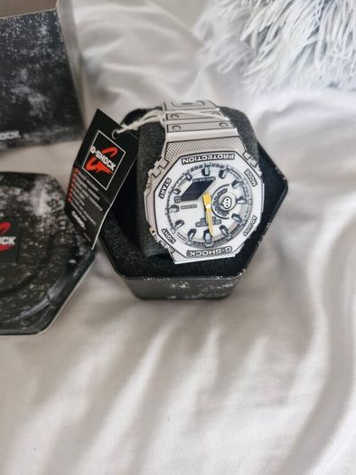 g shock watch
