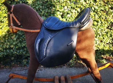 Keith Bryan Pathfinder  Saddle