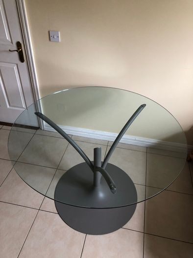 Calligaris dining table