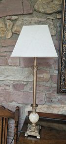 Table lamp