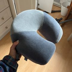 Neck pillow