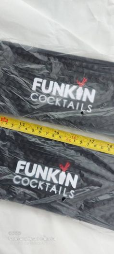 1 x funkin cocktails new rubber beer mats,, ,,,buyer collects or pays postage,,,new old stock, still in plastic, see pictures.