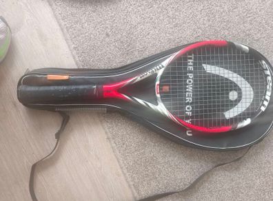 Tennis Racket Wilson Steam 96 case included