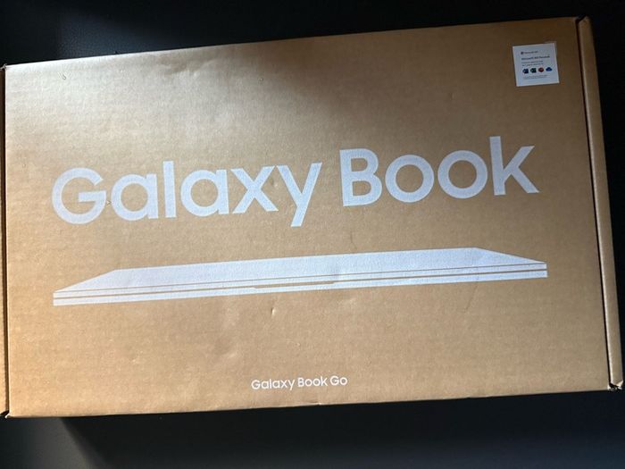 Samsung Galaxy Book Go 14-inch 128GB Brand New Sealed 1 year Warranty RECEIPT