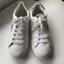 Bellissimo Ladies trainers size 5 Image 9