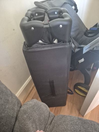 travel cot