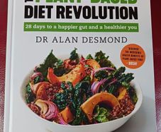 Dr. Alan Desmond / The Plant- Based Diet Revolution/ 2021