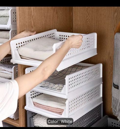 A Set of 3 Stackable Drawer Organizers, Sliding Wardrobe Drawers, Perfect for Wardrobes and Bedrooms, Measuring 33.5 X 43 X 42cm.