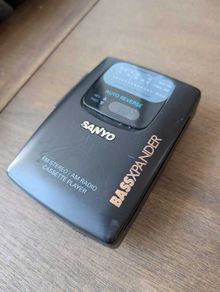 Sanyo MGR-730 Walkman/Tape/Radio with Auto-Reverse