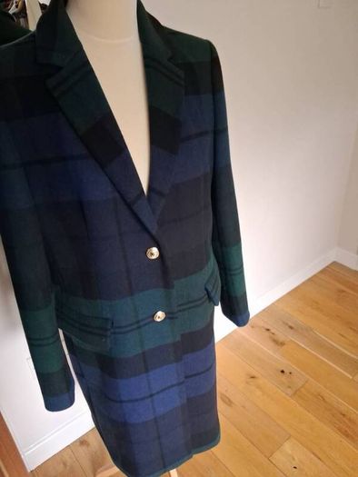 Stunning Wool Coat by Tommy Hilfiger 12