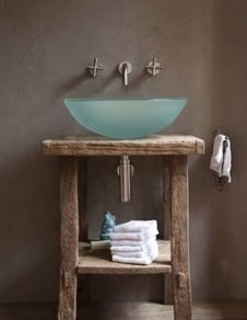 Glass sink