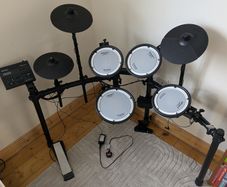 Roland TD-07DMK V-Drums Electronic Drum Kit - Excellent Condition