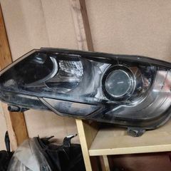 2013 skoda superb headlight