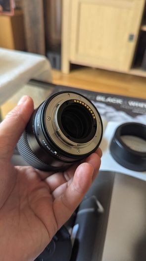 Sigma 30mm f1.4 DC DN Contemporary Lens Fujifilm X-Mount Excellent Condition