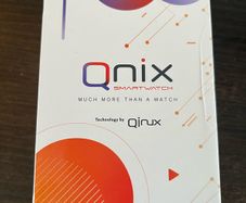 Qnix Smartwatch - navy blue strap