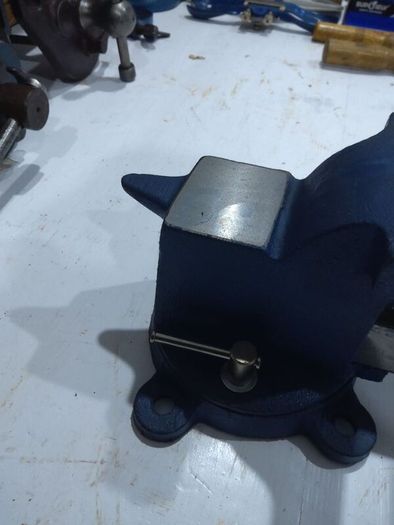 medium sized vice