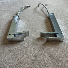 Pair of sink mixer taps