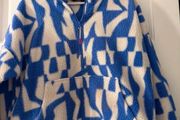 Dunnes Stores blue and white half zip up