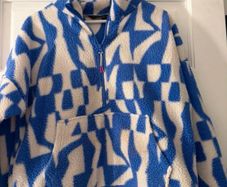 Dunnes Stores blue and white half zip up