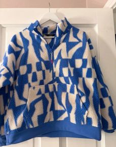 Dunnes Stores blue and white half zip up