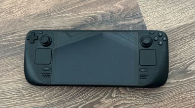 SteamDeck Oled, 512GB+256GB SD l, 2 cases