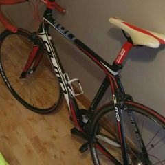Full carbon OLMO Link with shimano 105 group set