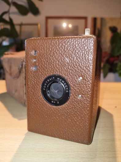 Kodak, Portrait Hawkeye No.2 Box Camera