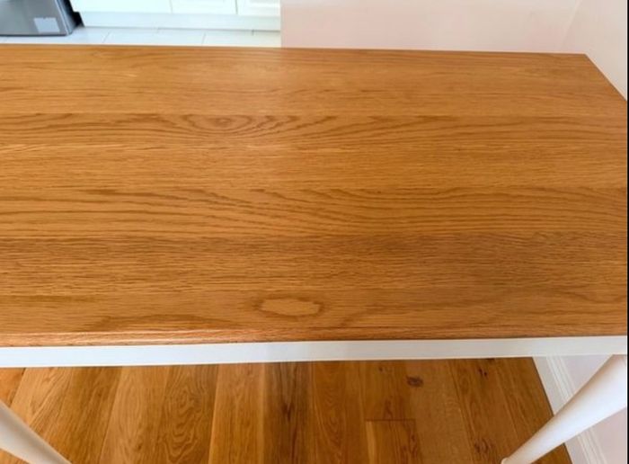 Bar dining table