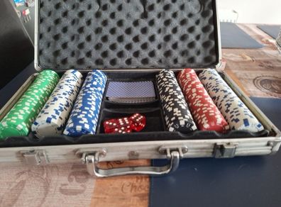 poker chips set