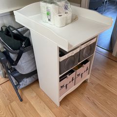 baby changing unit