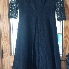 Jolie Moi Black lace dress