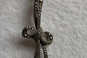 Vintage art deco marcasite brooch