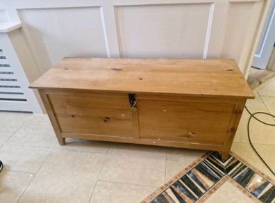 Blanket box