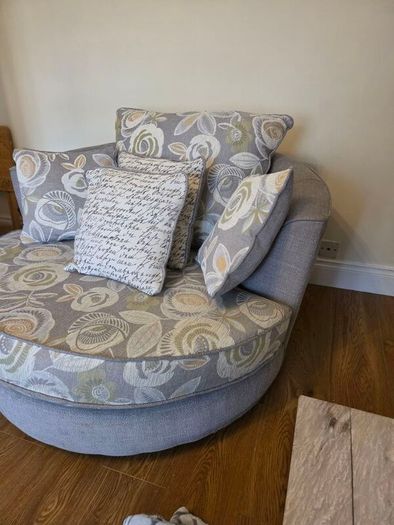 Cuddle Sofa