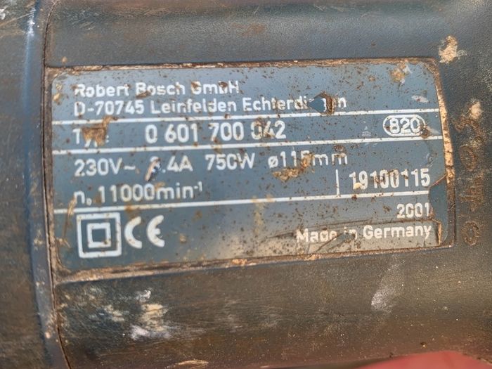 Bosch 230V 115mm angle grinder