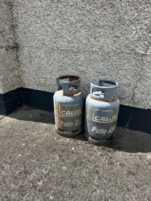 2 patio gas cylinders