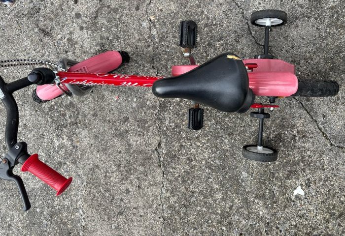 bike 14" lightning McQueen