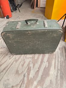 vintage suit case