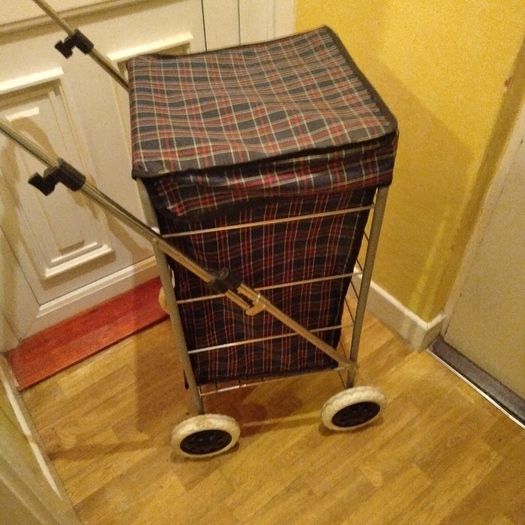 4 Wheel Shopping Trolley (can deliver)